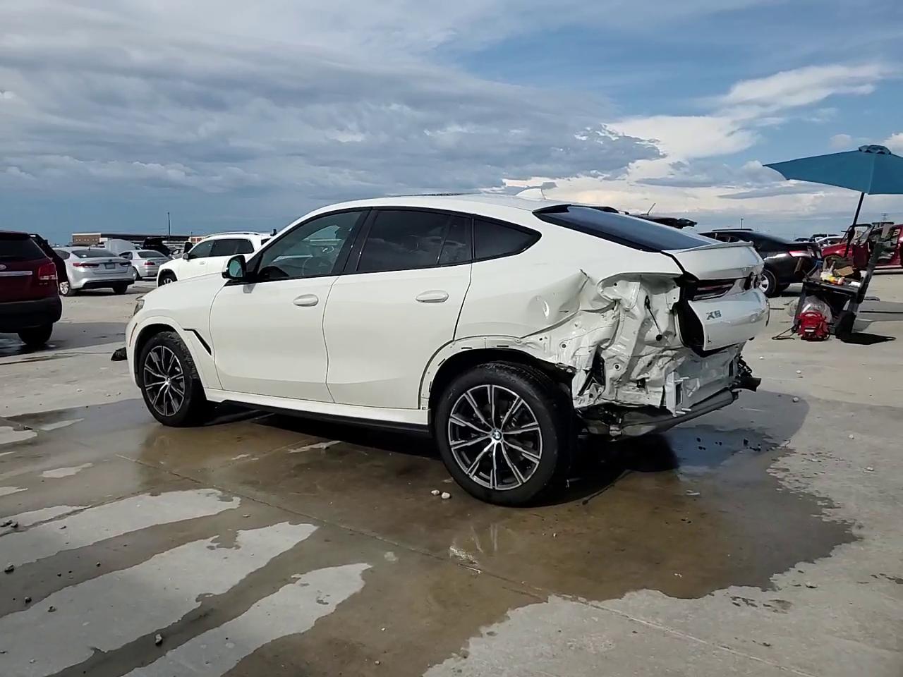 Фото: 5UXCY6C08P9N77173