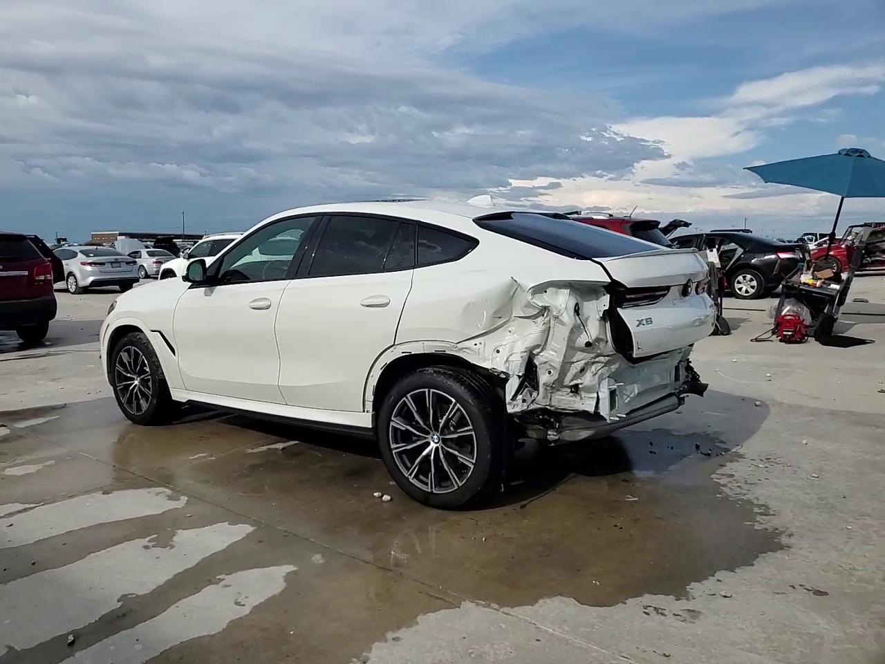 Фото: 5UXCY6C08P9N77173