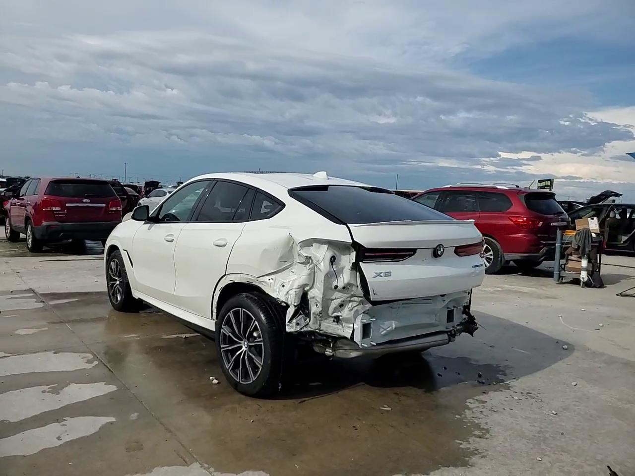 Фото: 5UXCY6C08P9N77173