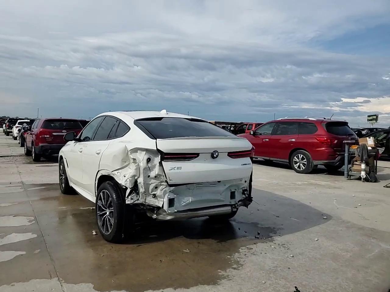 Фото: 5UXCY6C08P9N77173