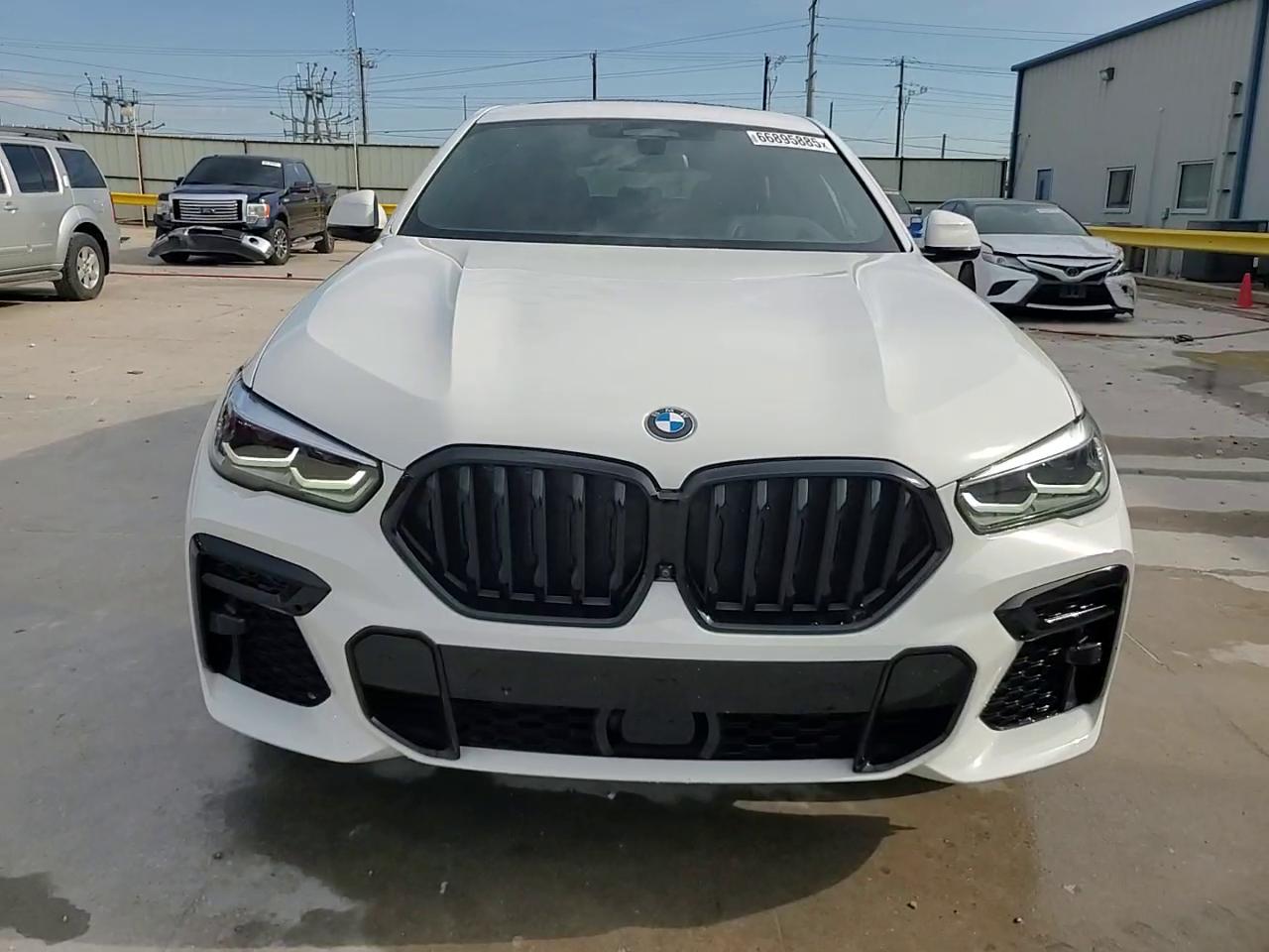 Фото: 5UXCY6C08P9N77173