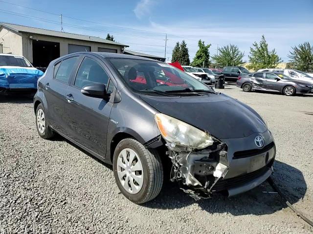 2013 Toyota Prius C VIN: JTDKDTB36D1057003 Lot: 67100305