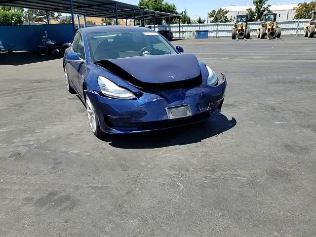 2018 Tesla Model 3 VIN: 5YJ3E1EA9JF076499 Lot: 67473745