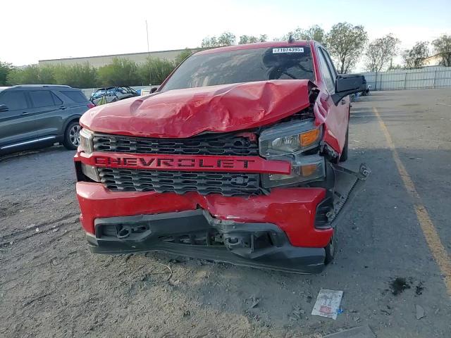 2022 Chevrolet Silverado Ltd K1500 Custom VIN: 3GCPYBEK2NG153253 Lot: 71074395