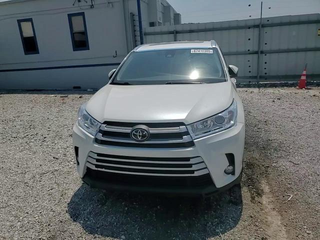 2018 Toyota Highlander Se VIN: 5TDKZRFH3JS244563 Lot: 67410305