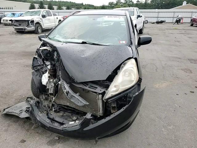 2010 Honda Fit Sport VIN: JHMGE8H46AS010221 Lot: 69570045