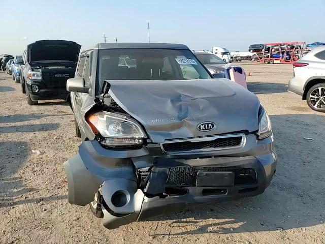 2011 Kia Soul + VIN: KNDJT2A21B7322851 Lot: 68212115