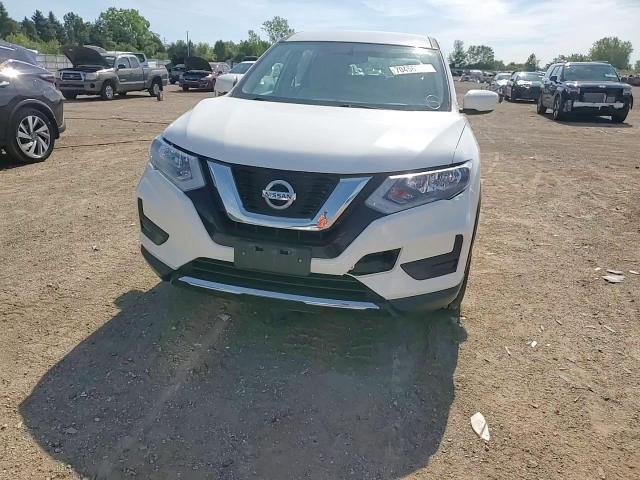 2017 Nissan Rogue S VIN: JN8AT2MV6HW013782 Lot: 70456225