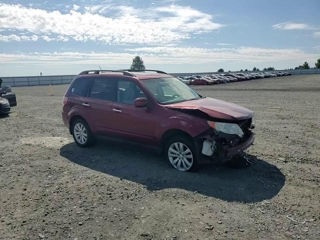 2011 Subaru Forester 2.5X Premium VIN: JF2SHADC8BH747136 Lot: 69664255