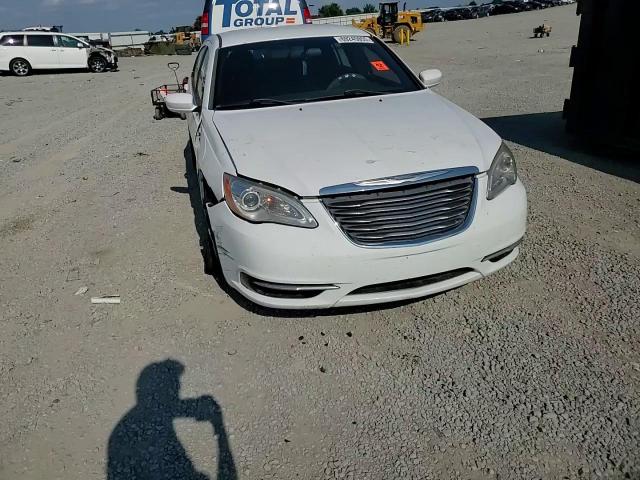 2013 Chrysler 200 Touring VIN: 1C3CCBBG0DN569499 Lot: 69245955