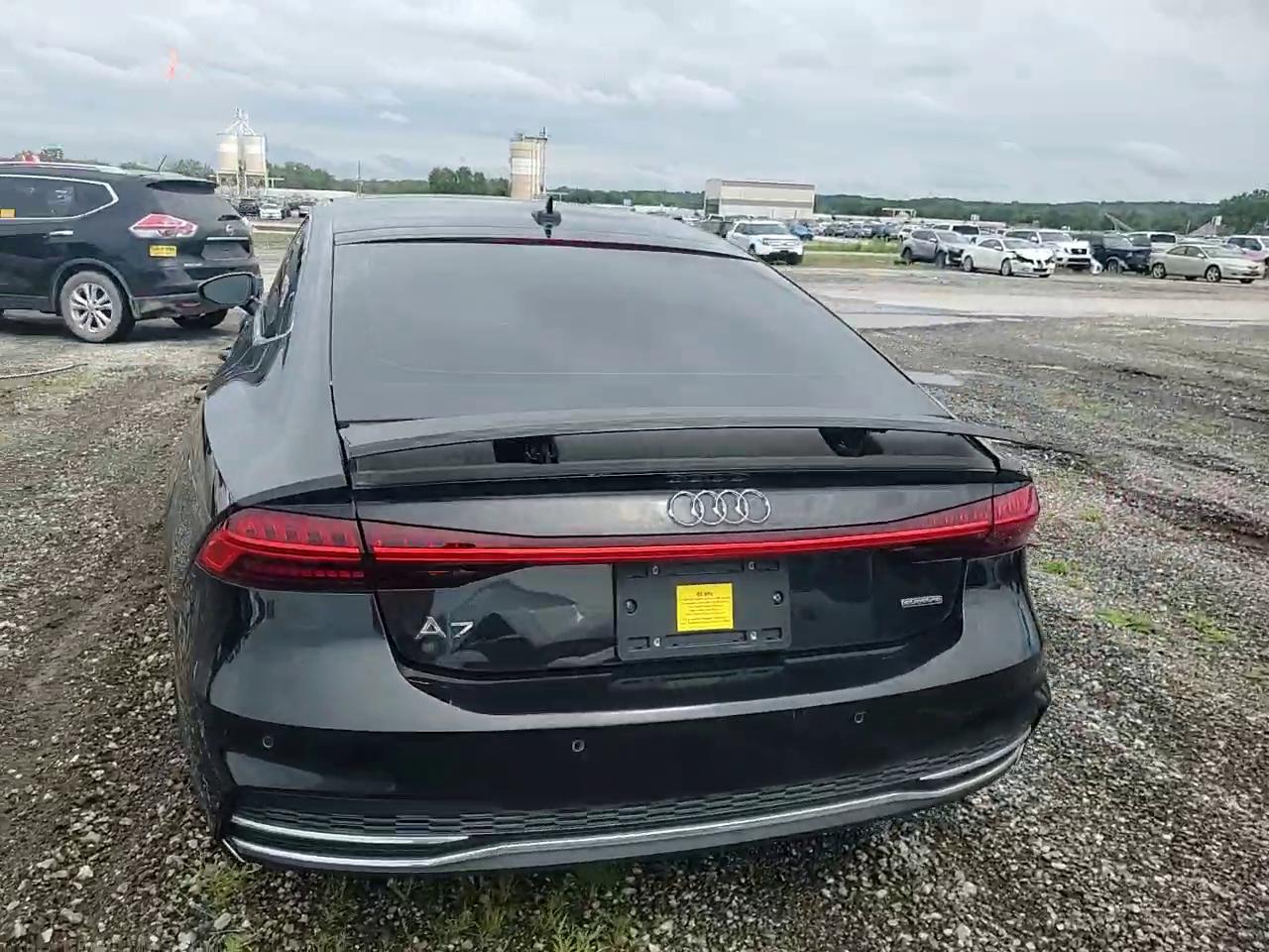 Фото: WAUV2AF29KN092033