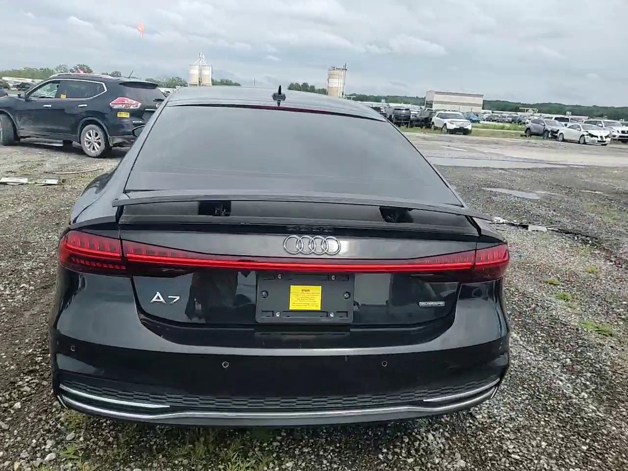 Фото: WAUV2AF29KN092033