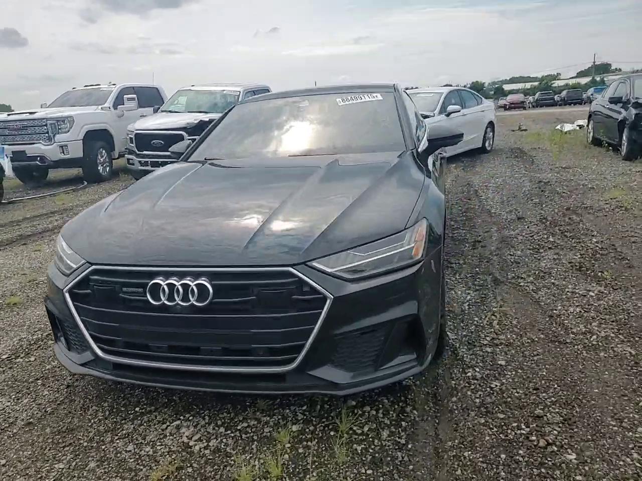 Фото: WAUV2AF29KN092033