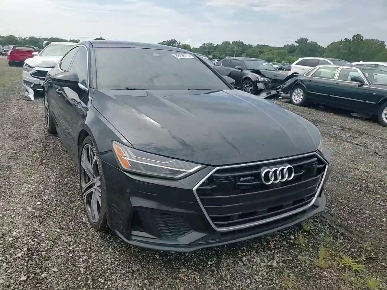 Фото: WAUV2AF29KN092033