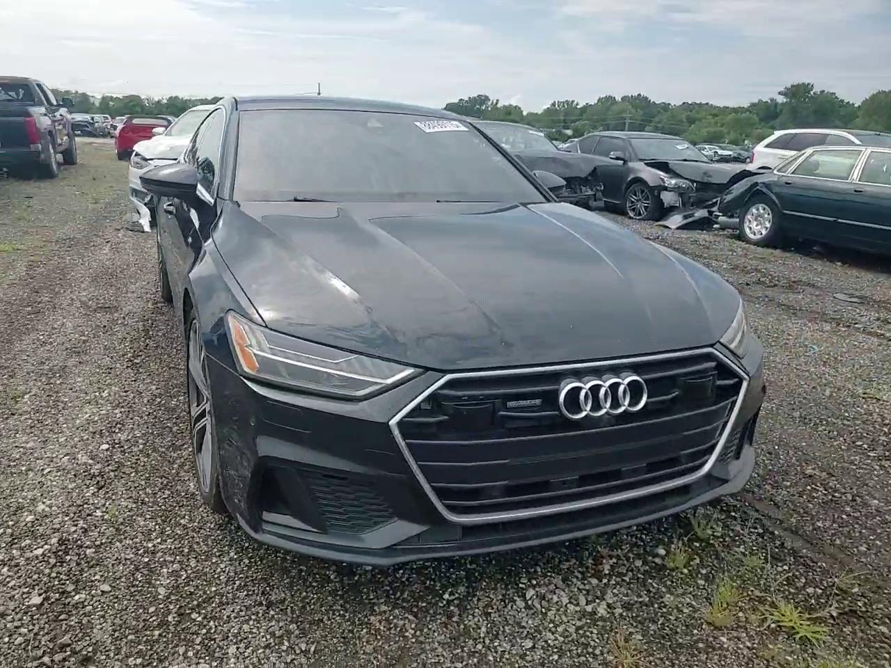 Фото: WAUV2AF29KN092033