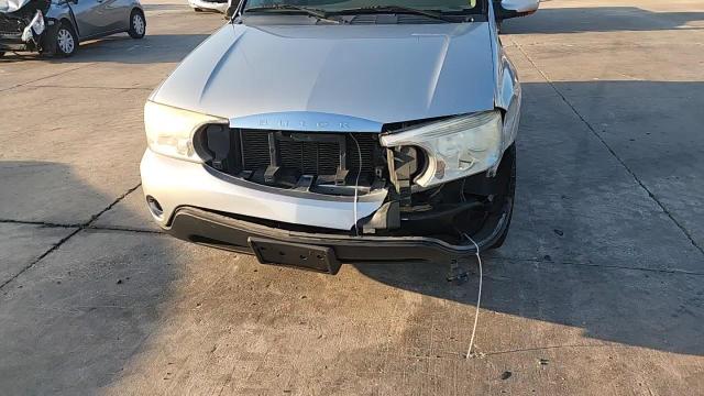 2005 Buick Rainier Cxl VIN: 5GADT13S252114123 Lot: 69561005
