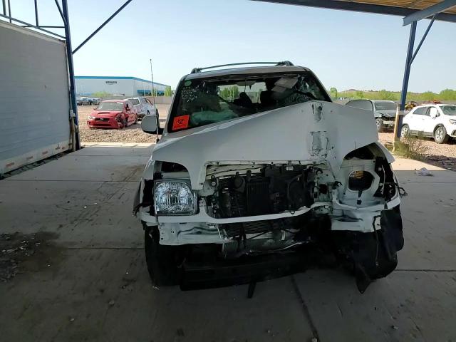 2004 Toyota Sequoia Sr5 VIN: 5TDBT44A44S211795 Lot: 68398365