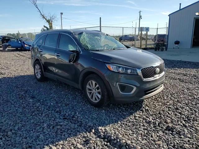 2018 Kia Sorento Lx VIN: 5XYPG4A30JG364277 Lot: 70853895