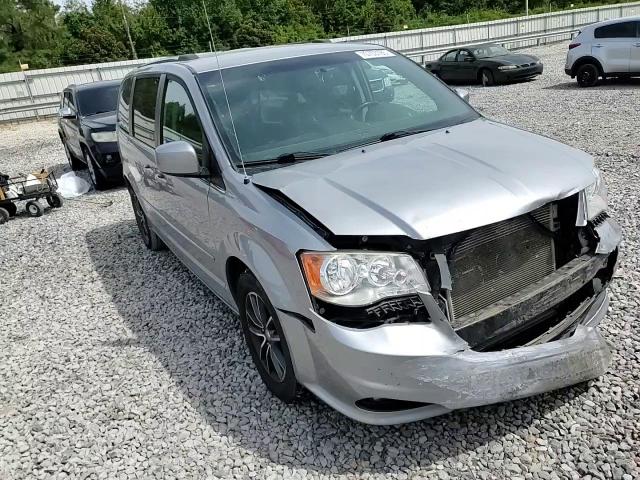 2017 Dodge Grand Caravan Sxt VIN: 2C4RDGCG9HR599866 Lot: 70753785