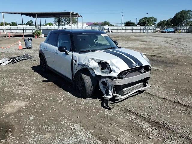 2017 Mini Cooper VIN: WMWXU1C58H2E18855 Lot: 70863095