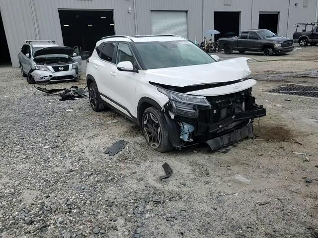 2024 Kia Seltos Sx VIN: KNDETCA74R7621854 Lot: 69031485