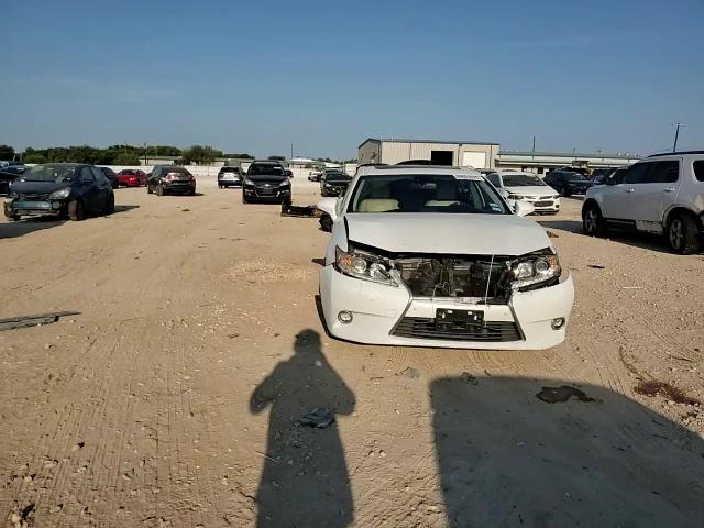 2014 Lexus Es 350 VIN: JTHBK1GGXE2112231 Lot: 69622075