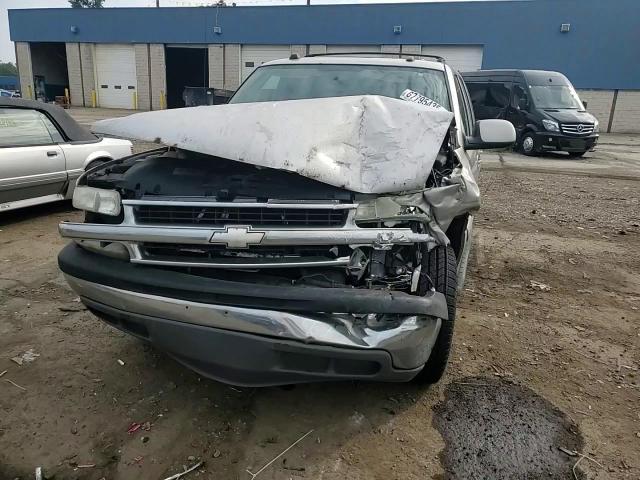 2004 Chevrolet Suburban C1500 VIN: 3GNEC16ZX4G210915 Lot: 67795435