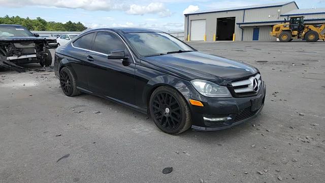 2013 Mercedes-Benz C 350 4Matic VIN: WDDGJ8JB7DG058264 Lot: 69847565