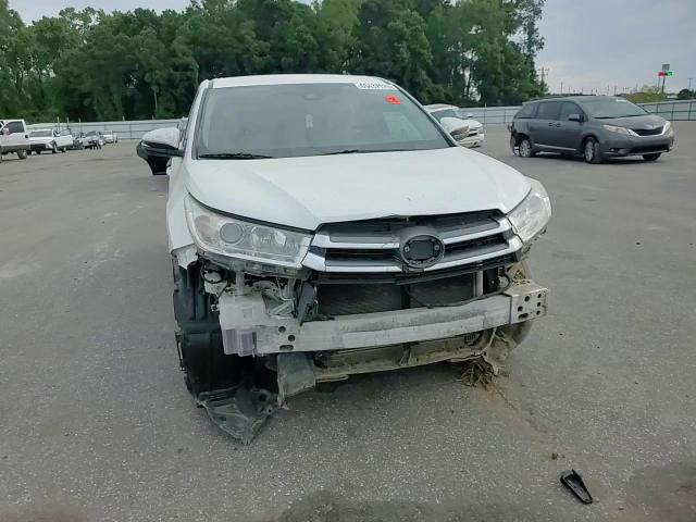 2019 Toyota Highlander Le VIN: 5TDZARFH6KS044882 Lot: 69437125