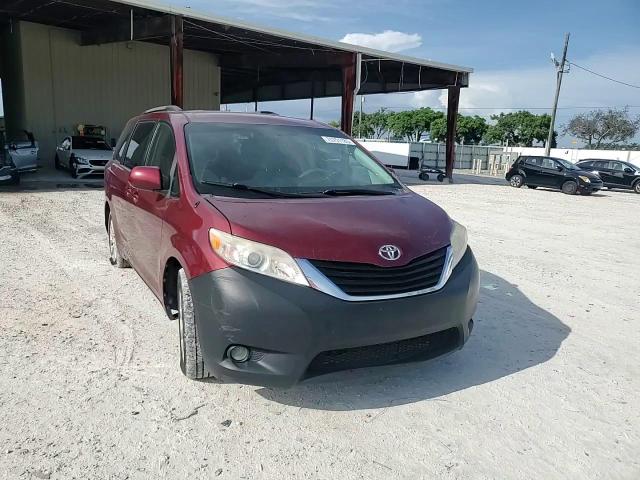 2013 Toyota Sienna Le VIN: 5TDJK3DC8DS060101 Lot: 70751185