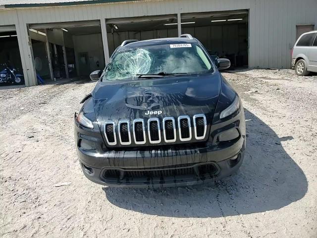 2016 Jeep Cherokee Latitude VIN: 1C4PJLCB7GW158532 Lot: 70304705