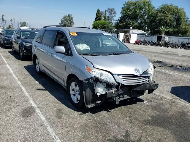 2015 Toyota Sienna Le VIN: 5TDKK3DC9FS560856 Lot: 68099735