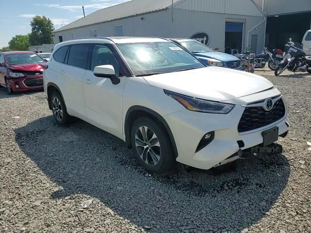 2021 Toyota Highlander Xle VIN: 5TDGZRBH9MS128106 Lot: 70986105