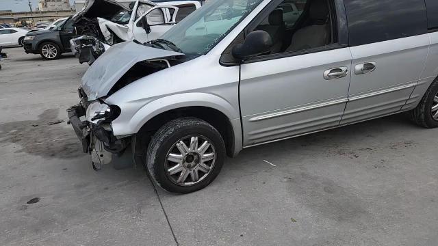 2003 Chrysler Town & Country Limited VIN: 2C8GP64L13R377057 Lot: 70085035
