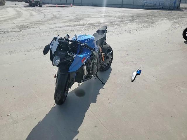 2025 Suzuki Gsx-R1000 R VIN: JS1DM11H8S7100481 Lot: 70472705