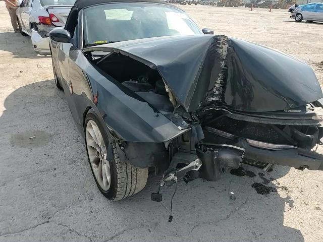 2003 BMW Z4 2.5 VIN: 4USBT33403LR61128 Lot: 68169085
