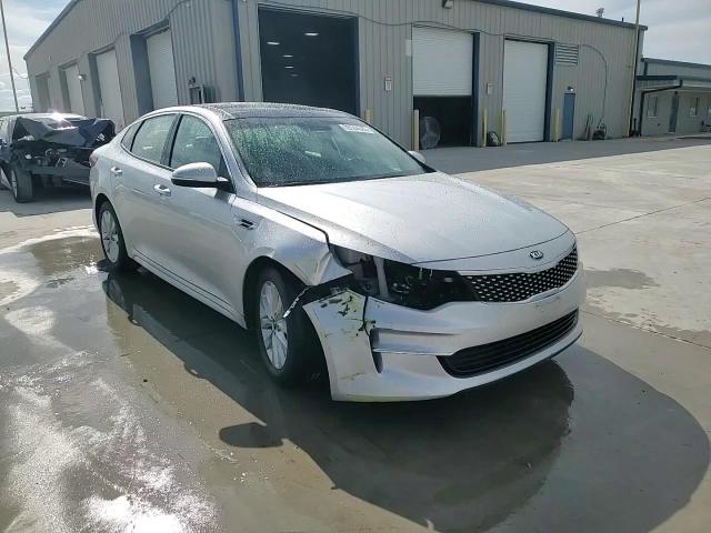 2018 Kia Optima Ex VIN: 5XXGU4L35JG221383 Lot: 70144585