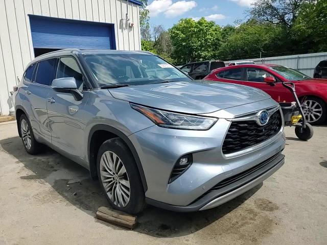 2021 Toyota Highlander Hybrid Platinum VIN: 5TDEBRCH3MS015052 Lot: 70675775