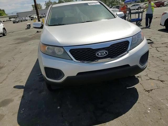 2012 Kia Sorento Base VIN: 5XYKT4A12CG221483 Lot: 69751925