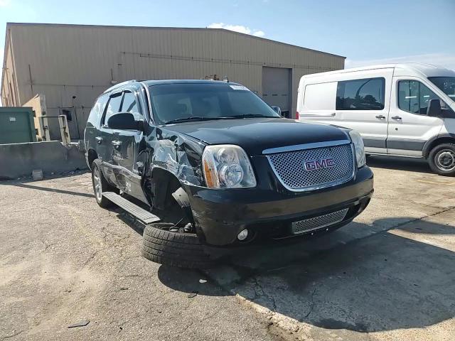 2010 GMC Yukon Denali VIN: 1GKUKEEF2AR209800 Lot: 70173085