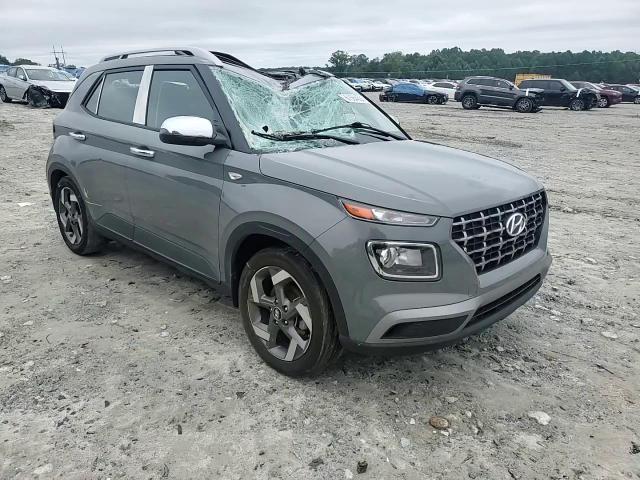2022 Hyundai Venue Sel VIN: KMHRC8A31NU138003 Lot: 67564335