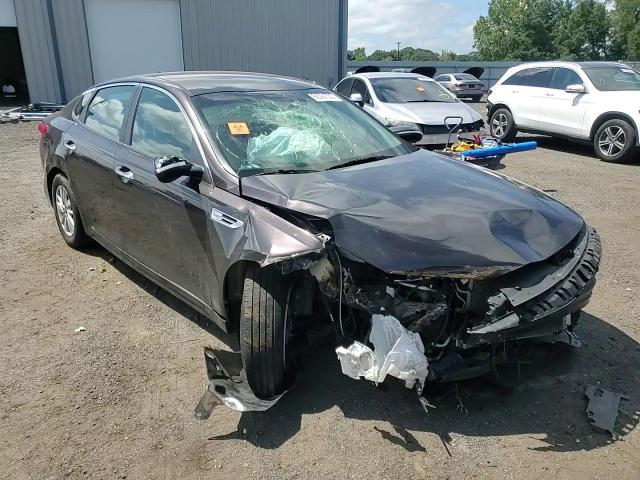 2018 Kia Optima Lx VIN: KNAGT4L39J5236523 Lot: 68594335
