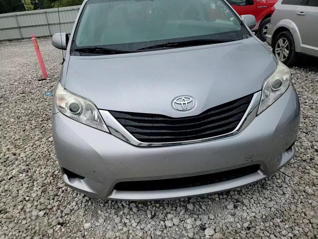 2012 Toyota Sienna Le VIN: 5TDKK3DC7CS192270 Lot: 70626755