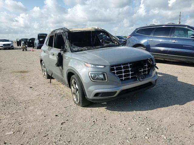 2022 Hyundai Venue Sel VIN: KMHRC8A35NU204293 Lot: 68722325