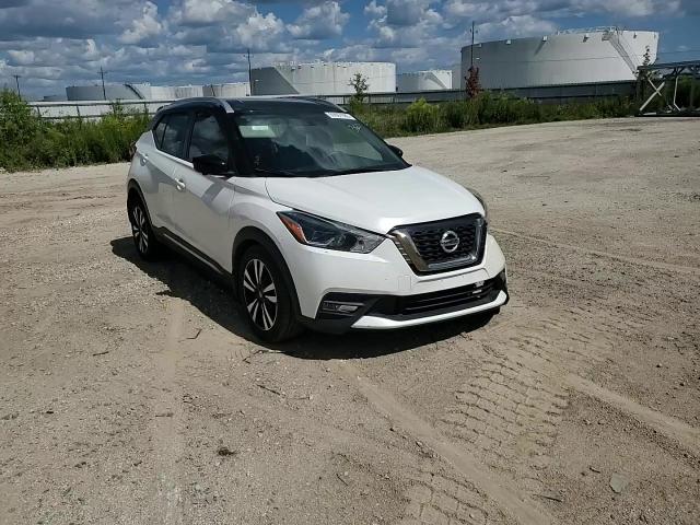 2018 Nissan Kicks S VIN: 3N1CP5CU8JL519924 Lot: 69867065