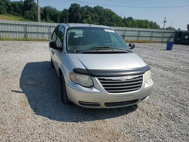 2007 Chrysler Town & Country Lx VIN: 2A4GP44R87R340243 Lot: 68647365