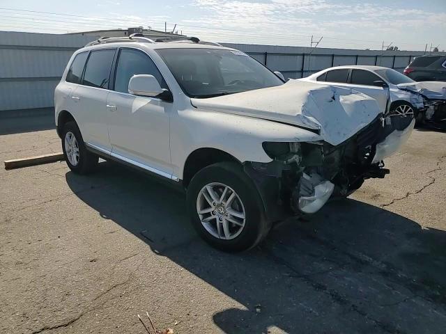 2010 Volkswagen Touareg V6 VIN: WVGBF7A93AD002943 Lot: 69794765