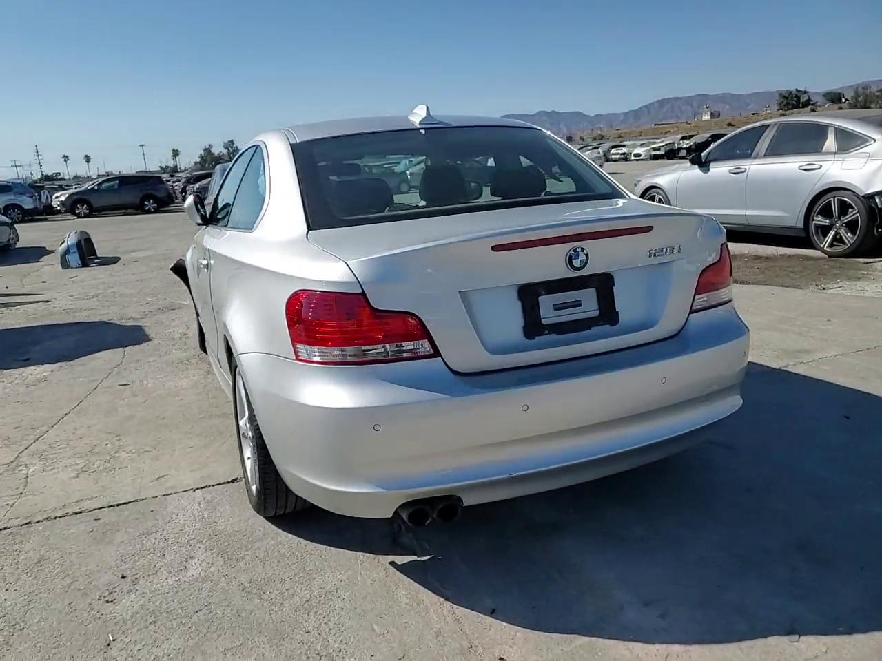 Фото: WBAUP9C53BVL90023