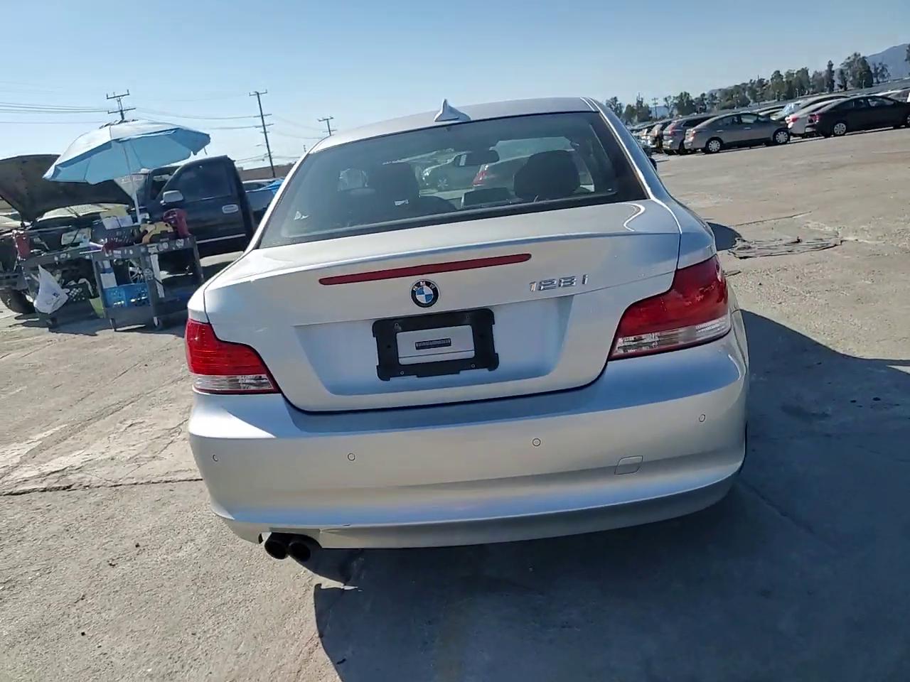 Фото: WBAUP9C53BVL90023