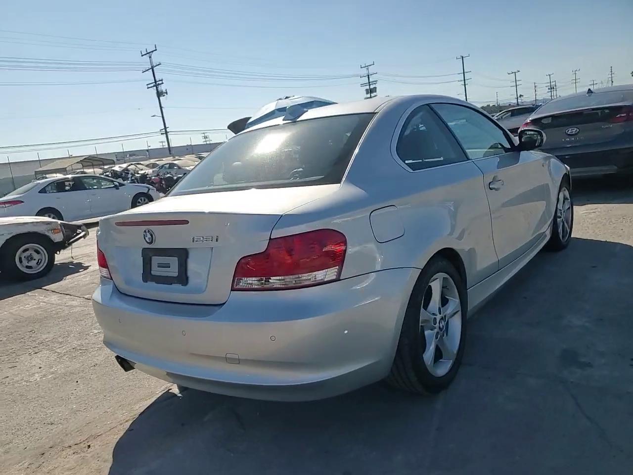 Фото: WBAUP9C53BVL90023